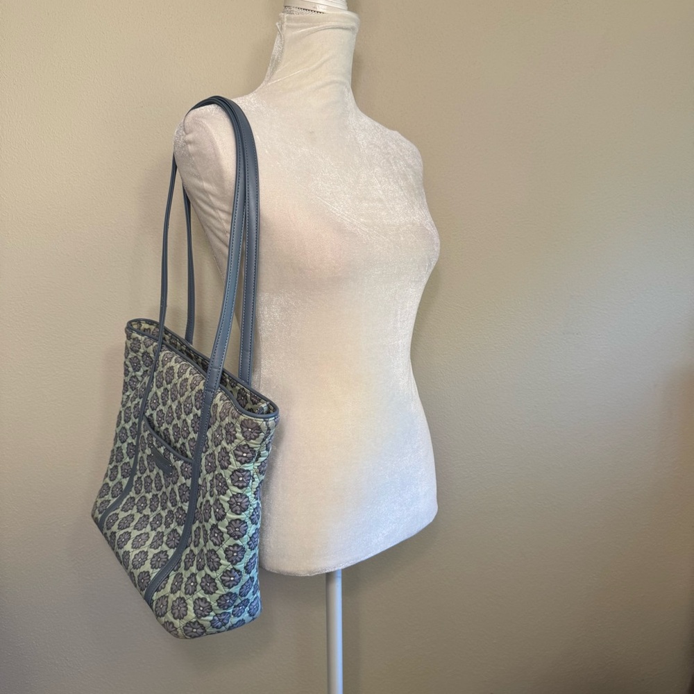 Vera Bradley Blue And Green Floral Tote - Picture 6 of 16